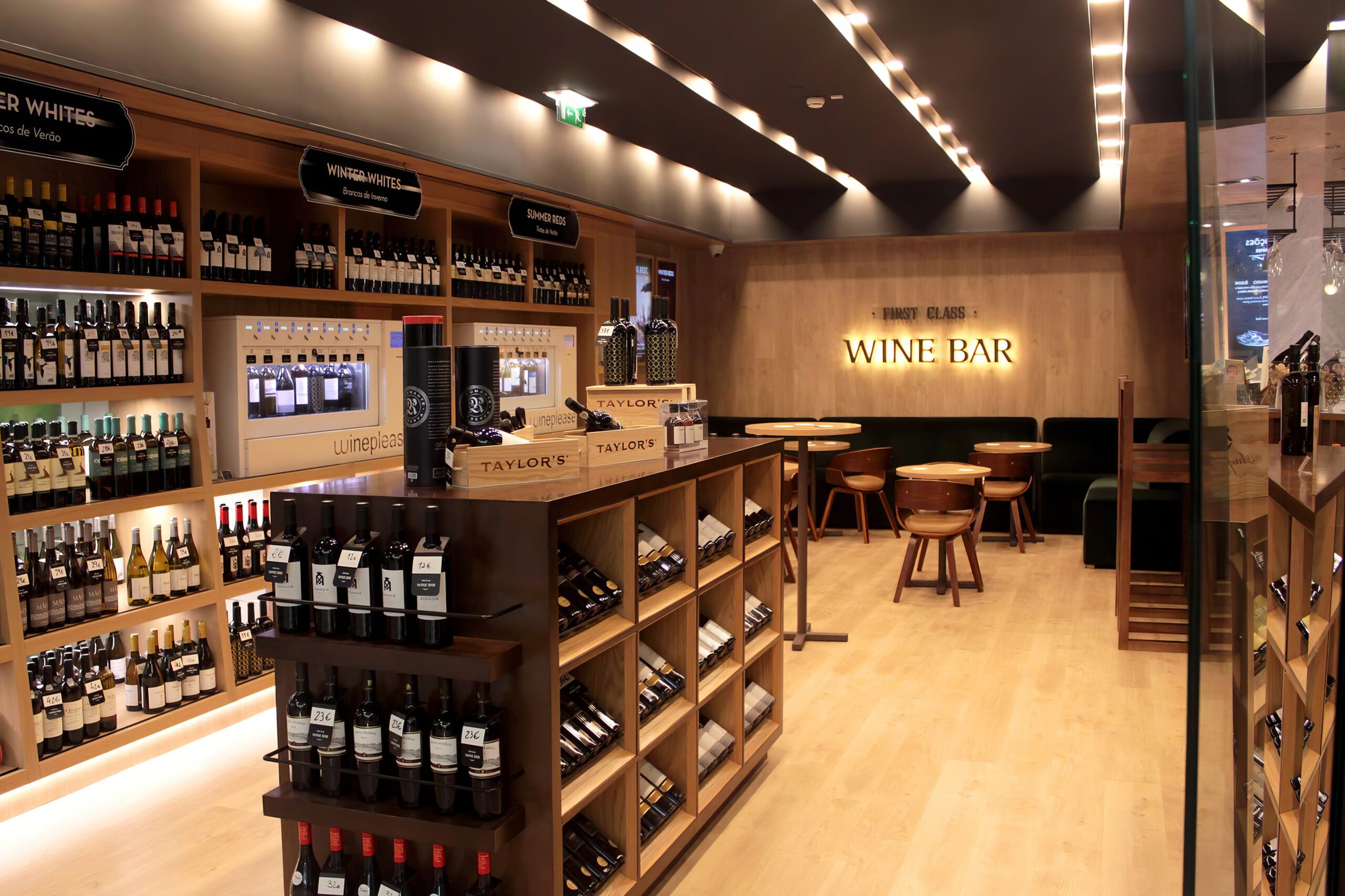 Architecture Project for First Class Wine Bar - Contacto Atlântico